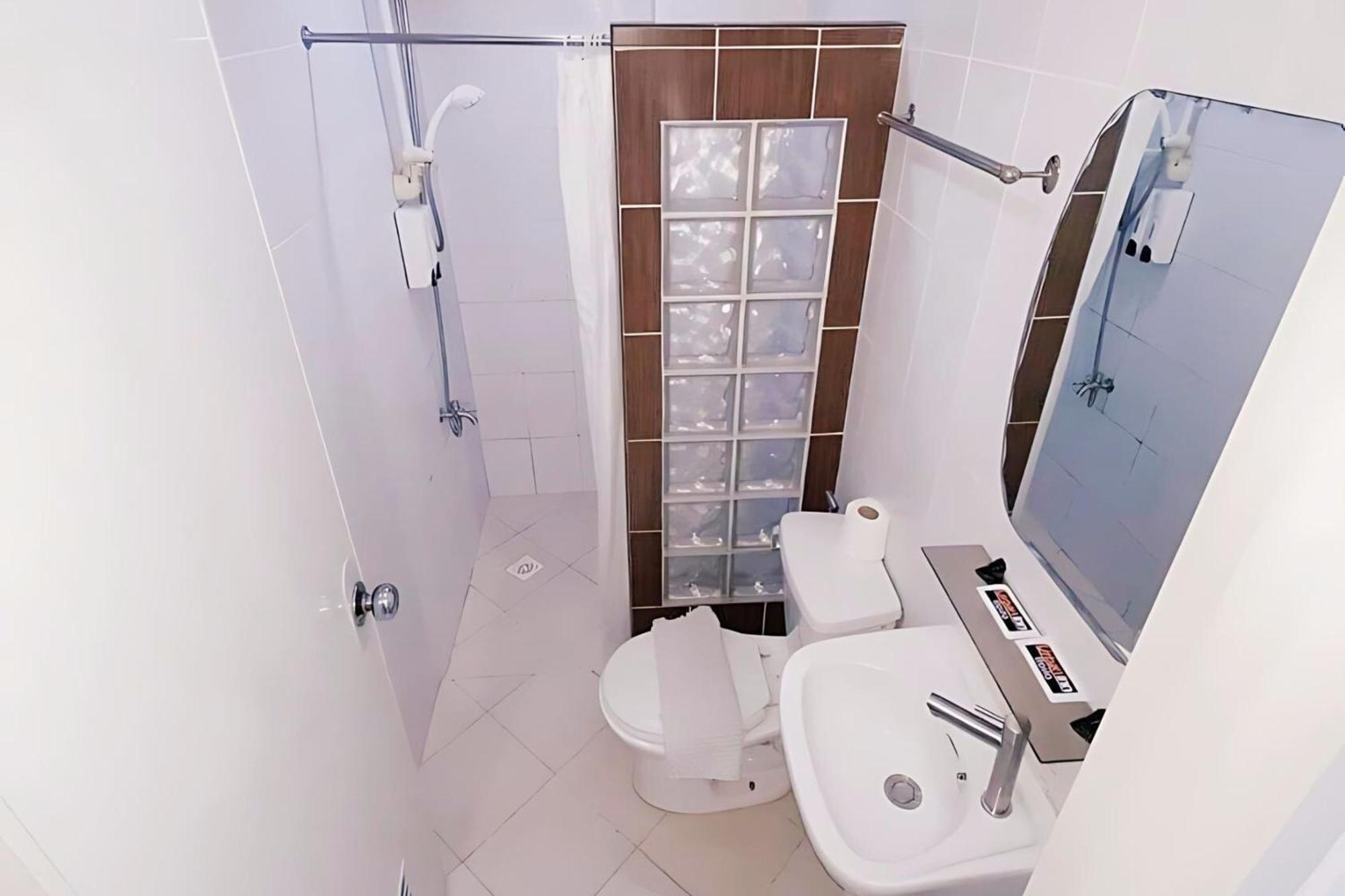 Urban Inn Iloilo Habitación foto