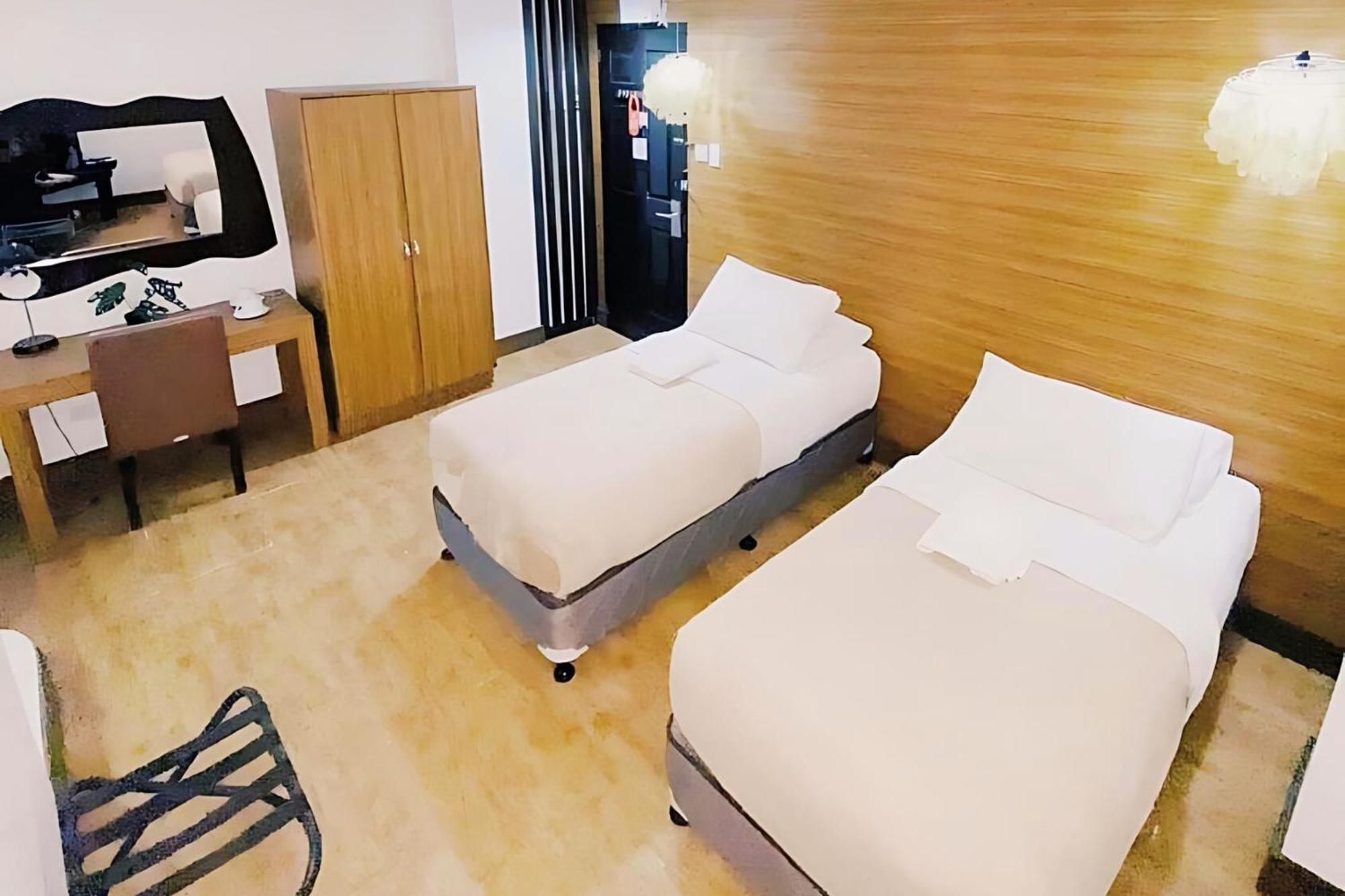 Urban Inn Iloilo Habitación foto