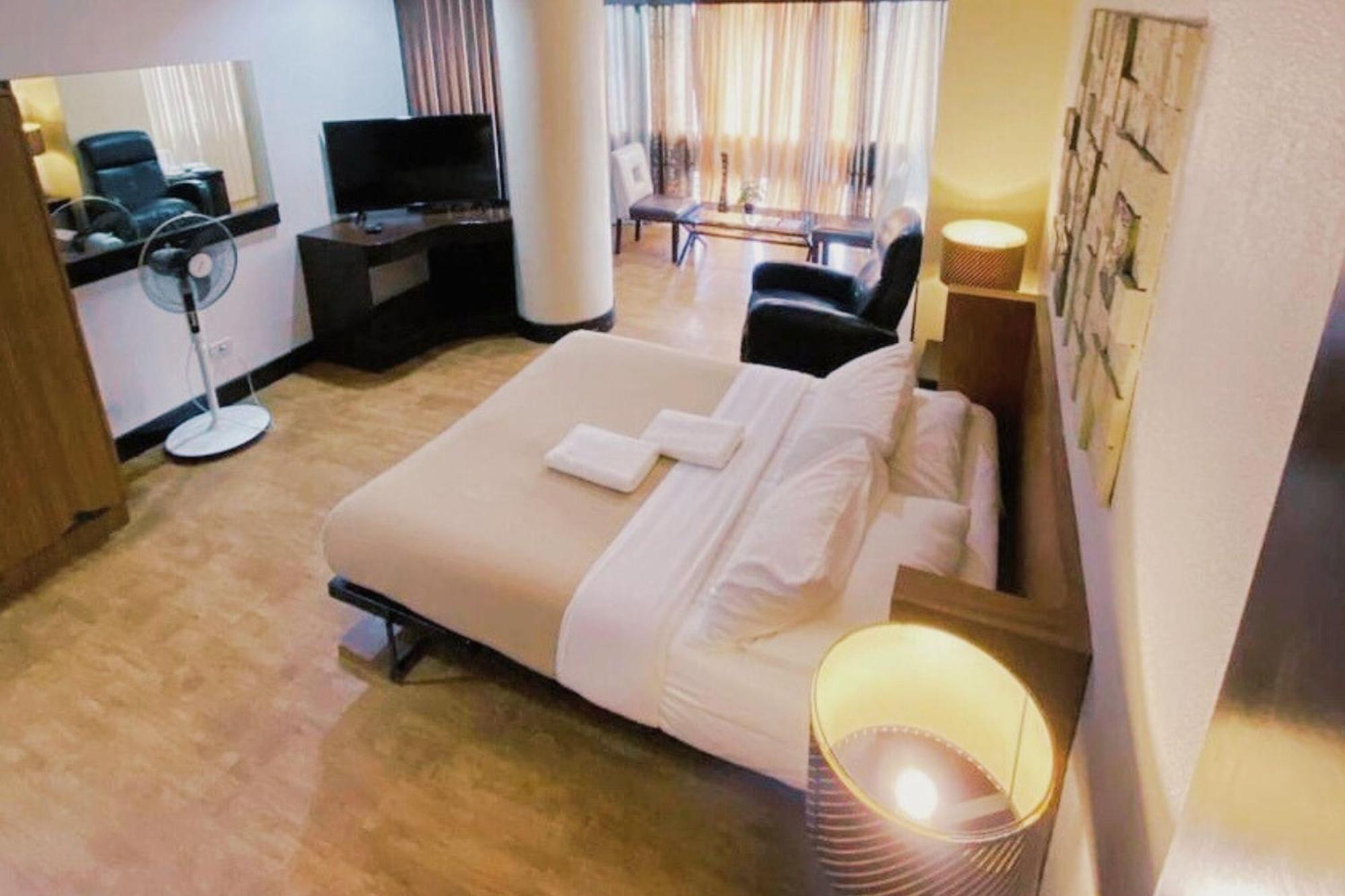 Urban Inn Iloilo Habitación foto